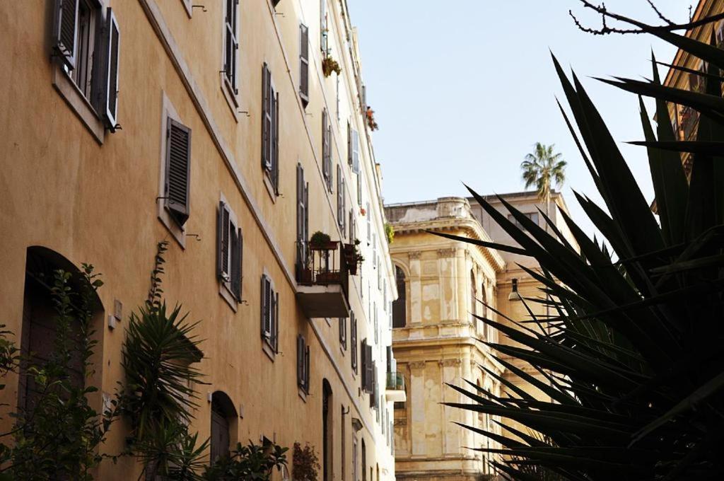 Colosseo Flats And Penthouse Rome Exterior photo